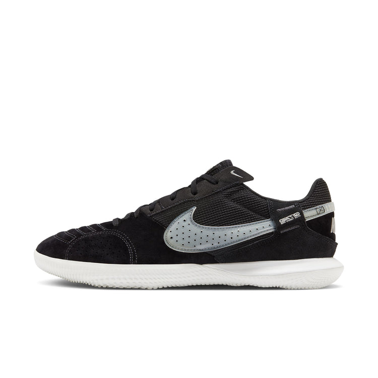 Nike Street Gato IN Adult – World Of Soccer Canada