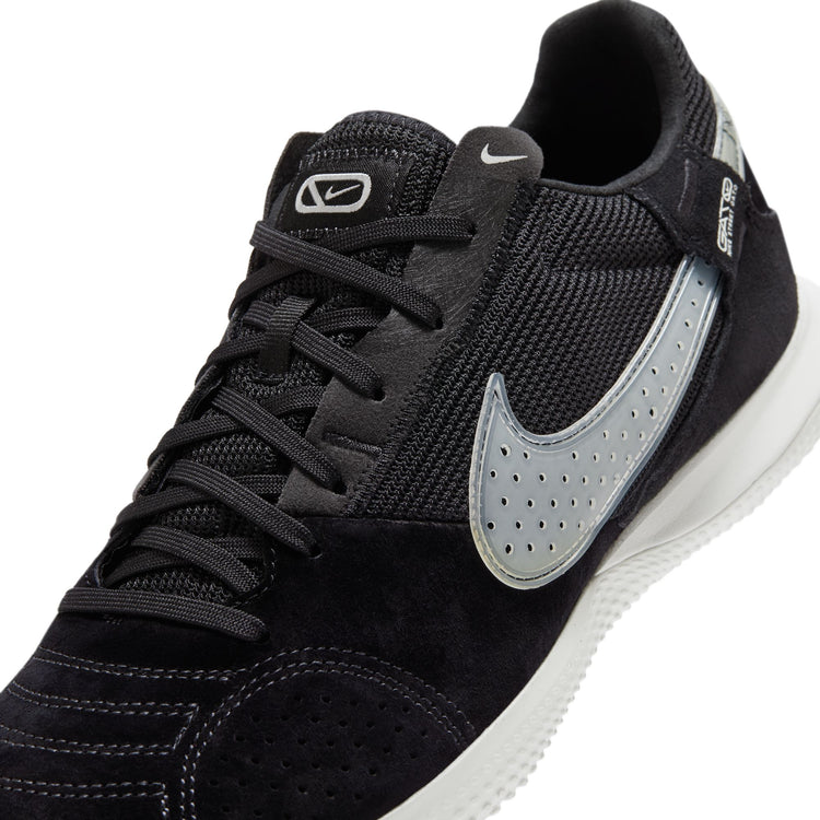 Nike Street Gato IN Adult – World Of Soccer Canada