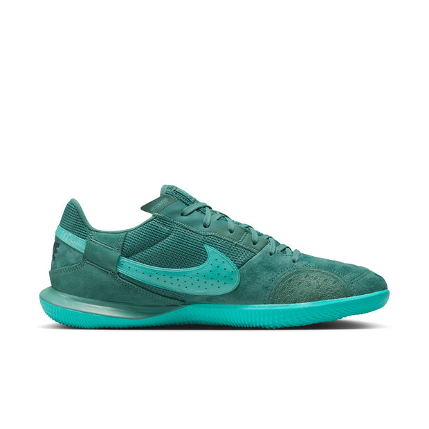 Nike Street Gato IN Adult