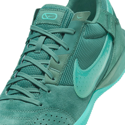 Nike Street Gato IN Adult