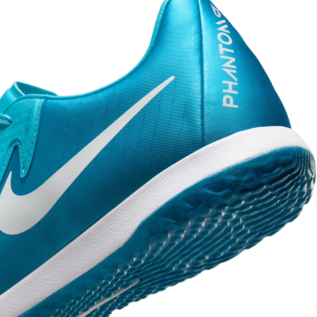 Nike Phantom GX II Academy IN Adult – World Of Soccer Canada