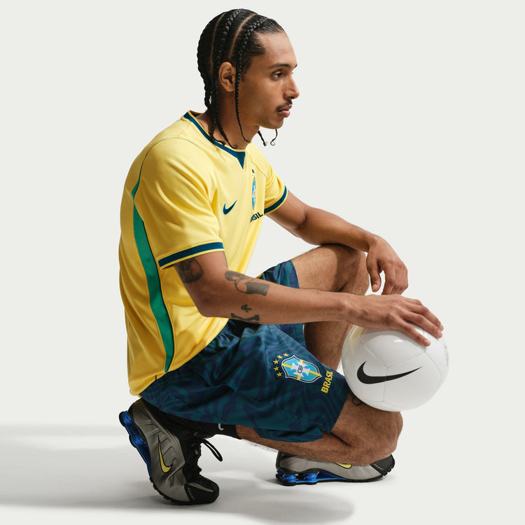 正規品　Nike RONALDINHO 10 ブラジル代表　XL Nike Brazil 2026 Ronaldinho #10 Home Jersey Men's – World Of