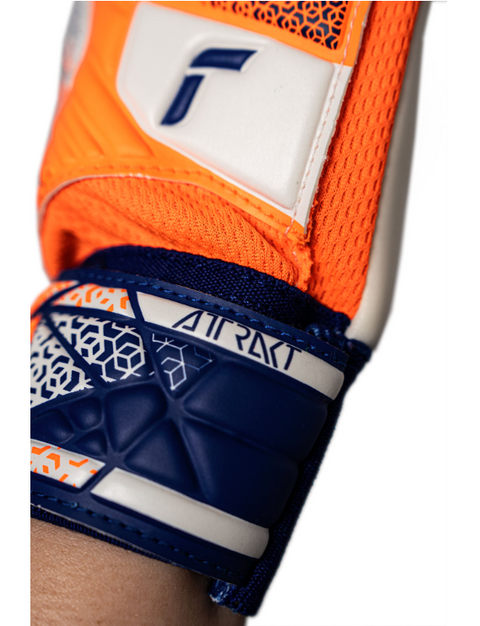 Reusch Attrakt Starter Solid GK Glove Non Fingersave Youth